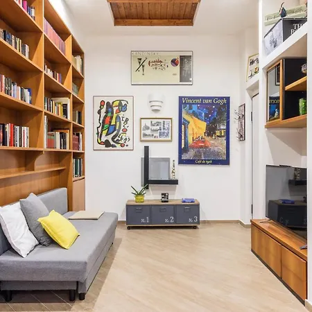 Di 100 M² Con 2 Appartamento *