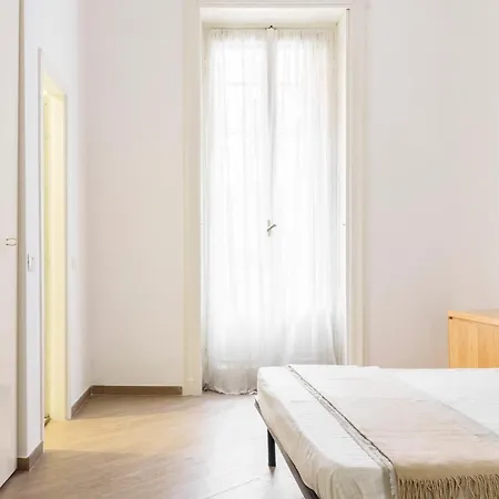 Di 100 M² Con 2 * Milano